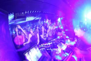 Soirée Boat Party à Prague avec EVG d'Enfer