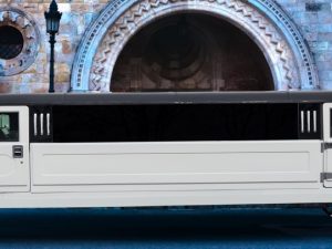 Transfert en Hummer XXL pour votre enterrement de vie de garçon à Budapest avec EVG d'Enfer