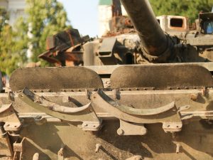 Conduite de tank pour votre enterrement de vie de garçon à Bratislava avec EVG d'Enfer