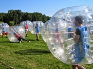 Bubble Foot pour votre enterrement de vie de garçon à Bratislava avec EVG d'Enfer