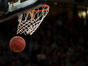 Match de basket pour son enterrement de vie de garçon à Budapest avec EVG d'Enfer